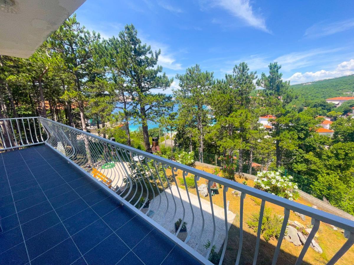 Apartmani Combaj Jadranovo Buitenkant foto